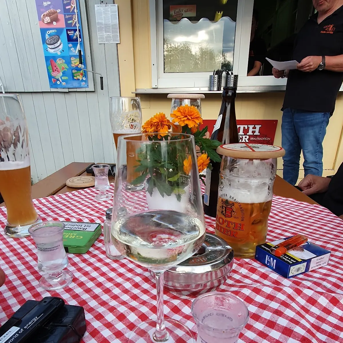 Essen und Trinken photo 2