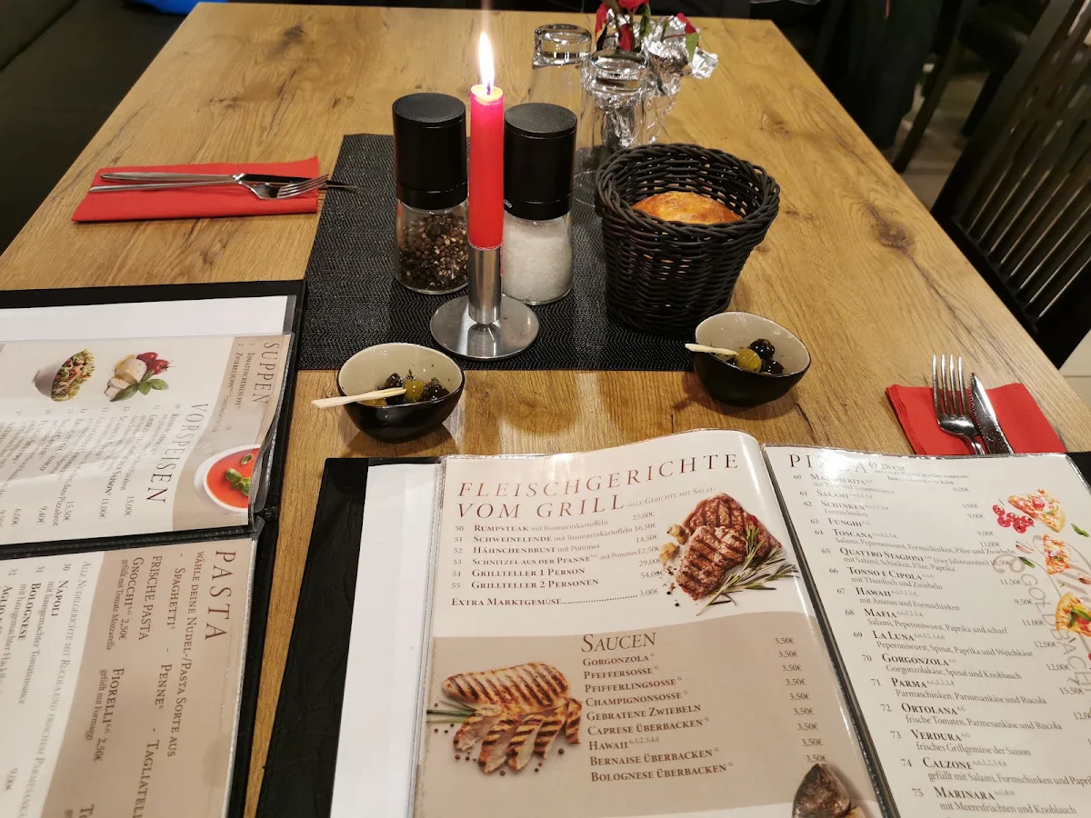 Speisekarte, Ristorante & Pizzeria Tiramisu