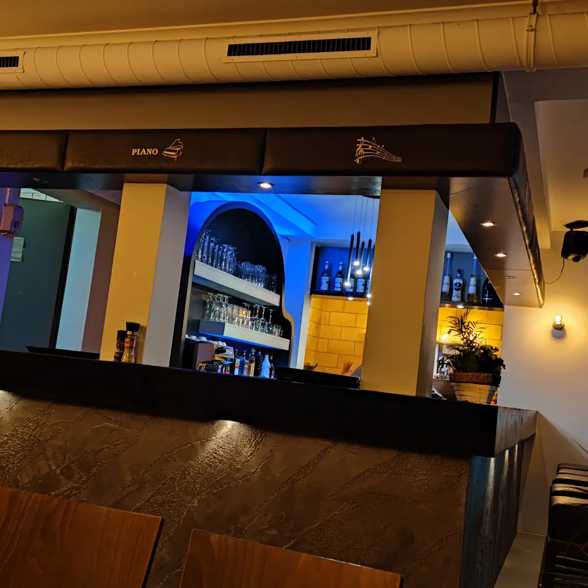 Atmosphäre, Pizzeria Avanti Lieferservice Cuma Araz