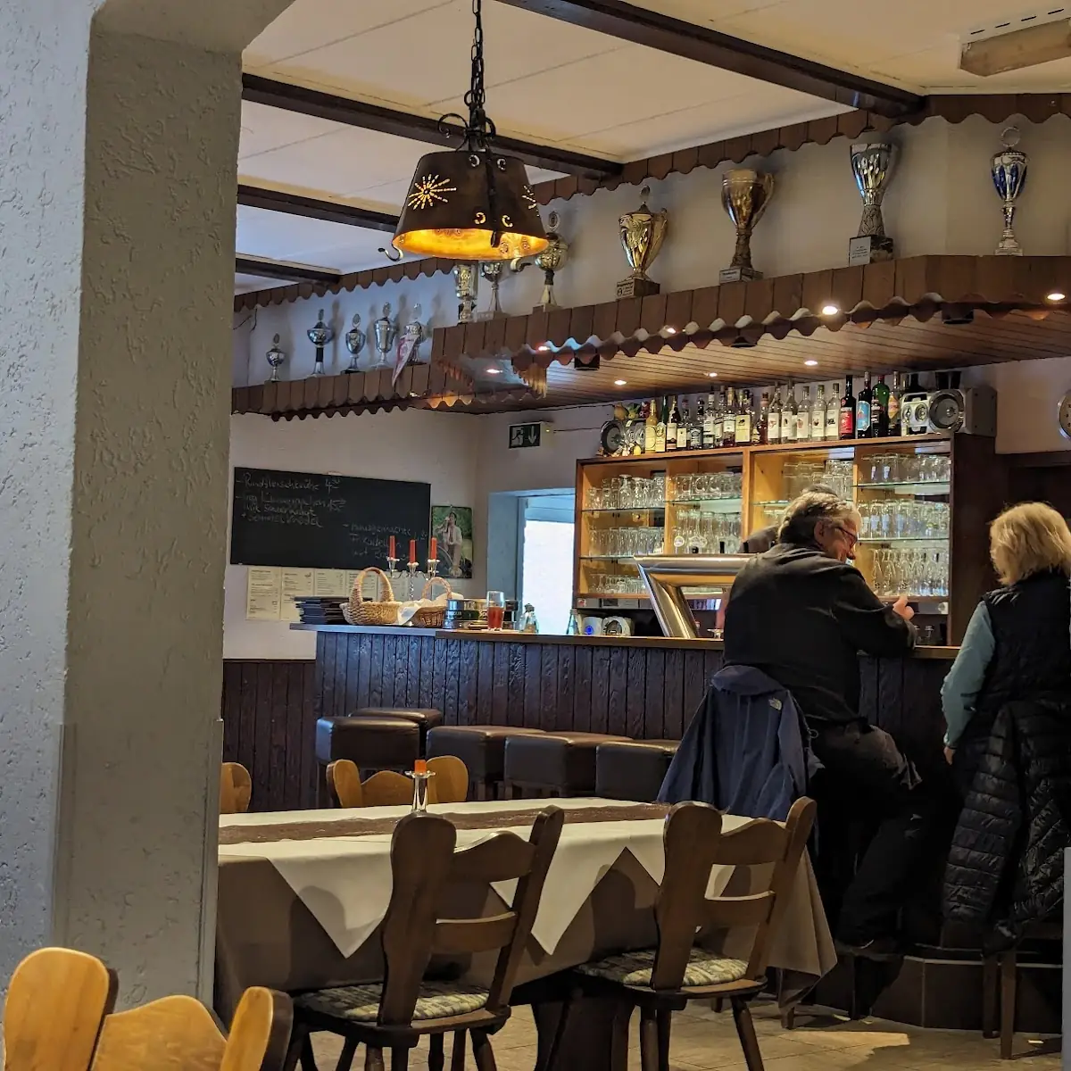 Atmosphäre, Gaststätte "Bei Uns"