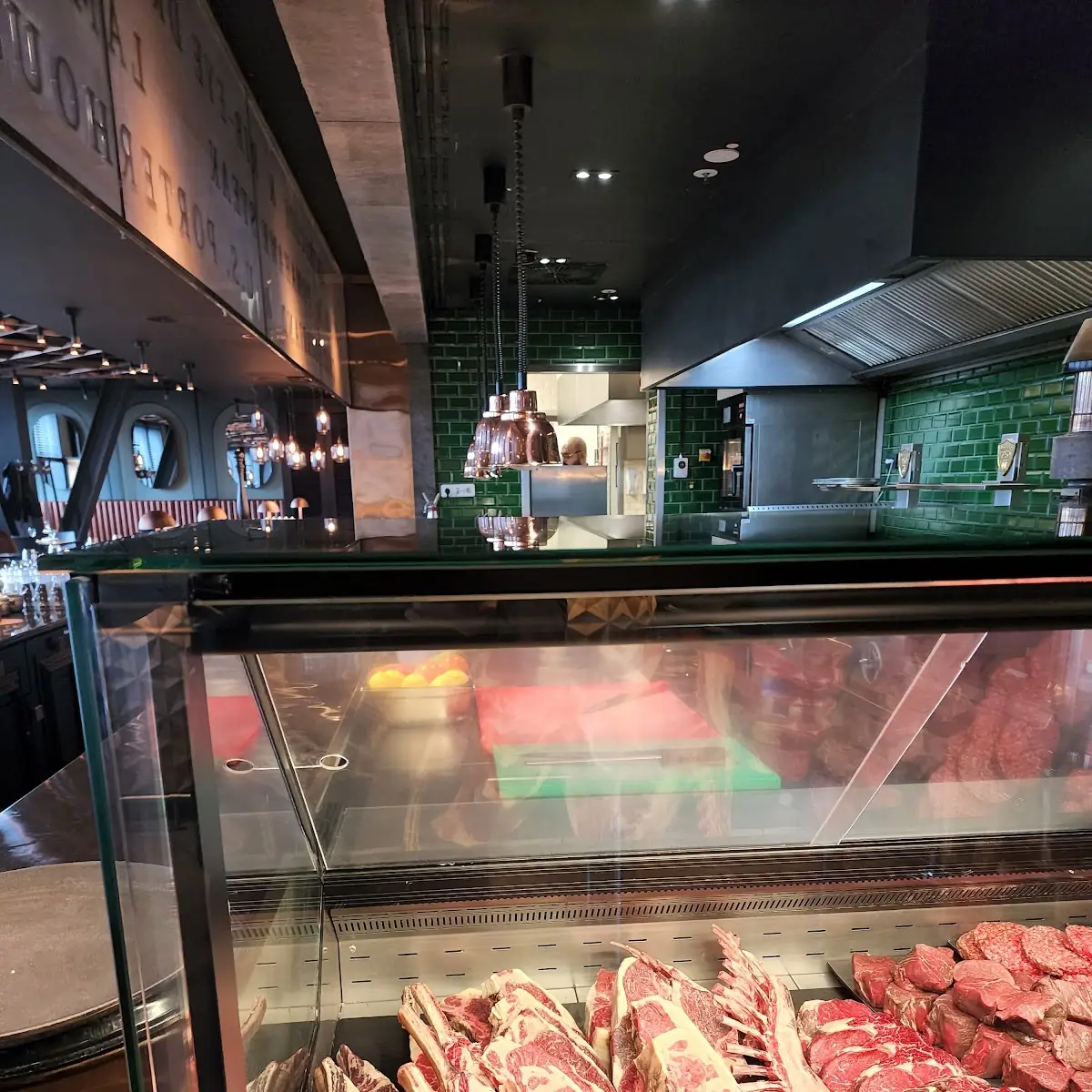 Atmosphäre, Casa Beef
