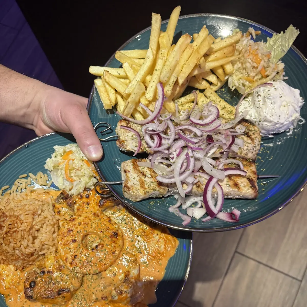 Essen und Trinken, SIRTAKI • Griechisches Restaurant