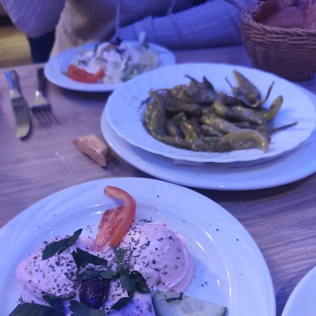 Essen und Trinken, SIRTAKI • Griechisches Restaurant