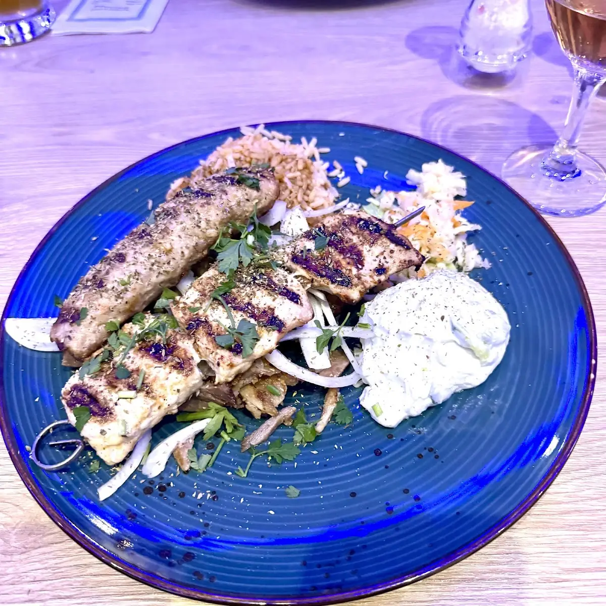 Essen und Trinken, SIRTAKI • Griechisches Restaurant