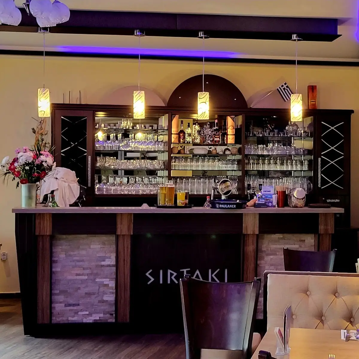 Atmosphäre, SIRTAKI • Griechisches Restaurant
