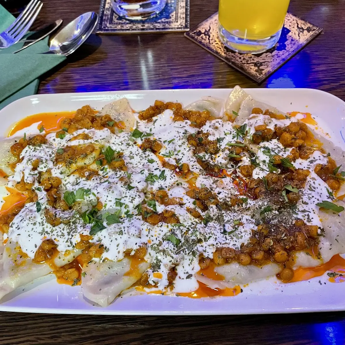 Essen und Trinken, Molana Restaurant