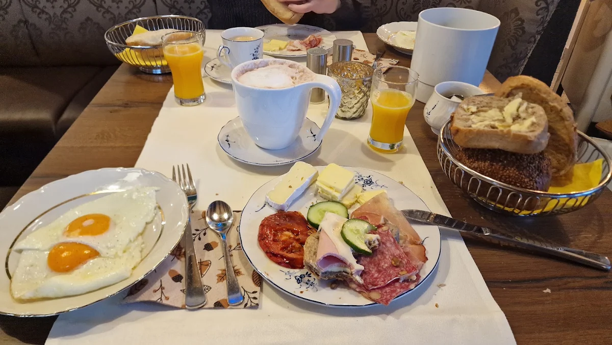 Essen und Trinken photo 3