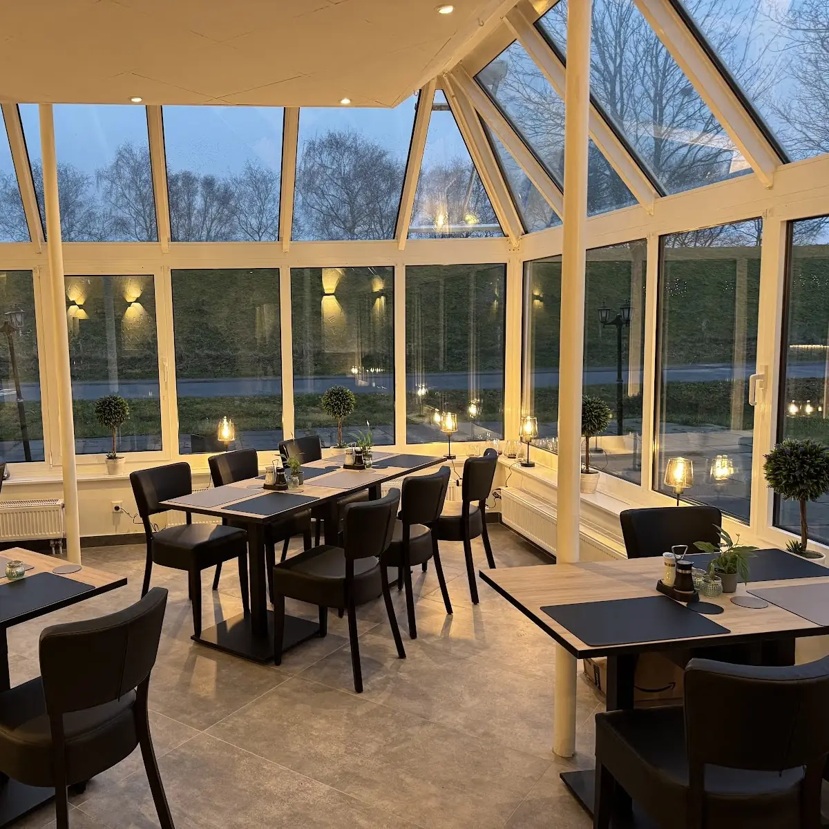 Atmosphäre, Restaurant vor Anker