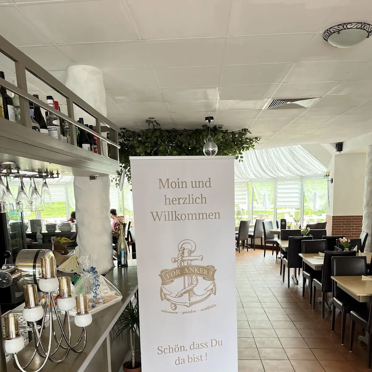 Atmosphäre, Restaurant vor Anker