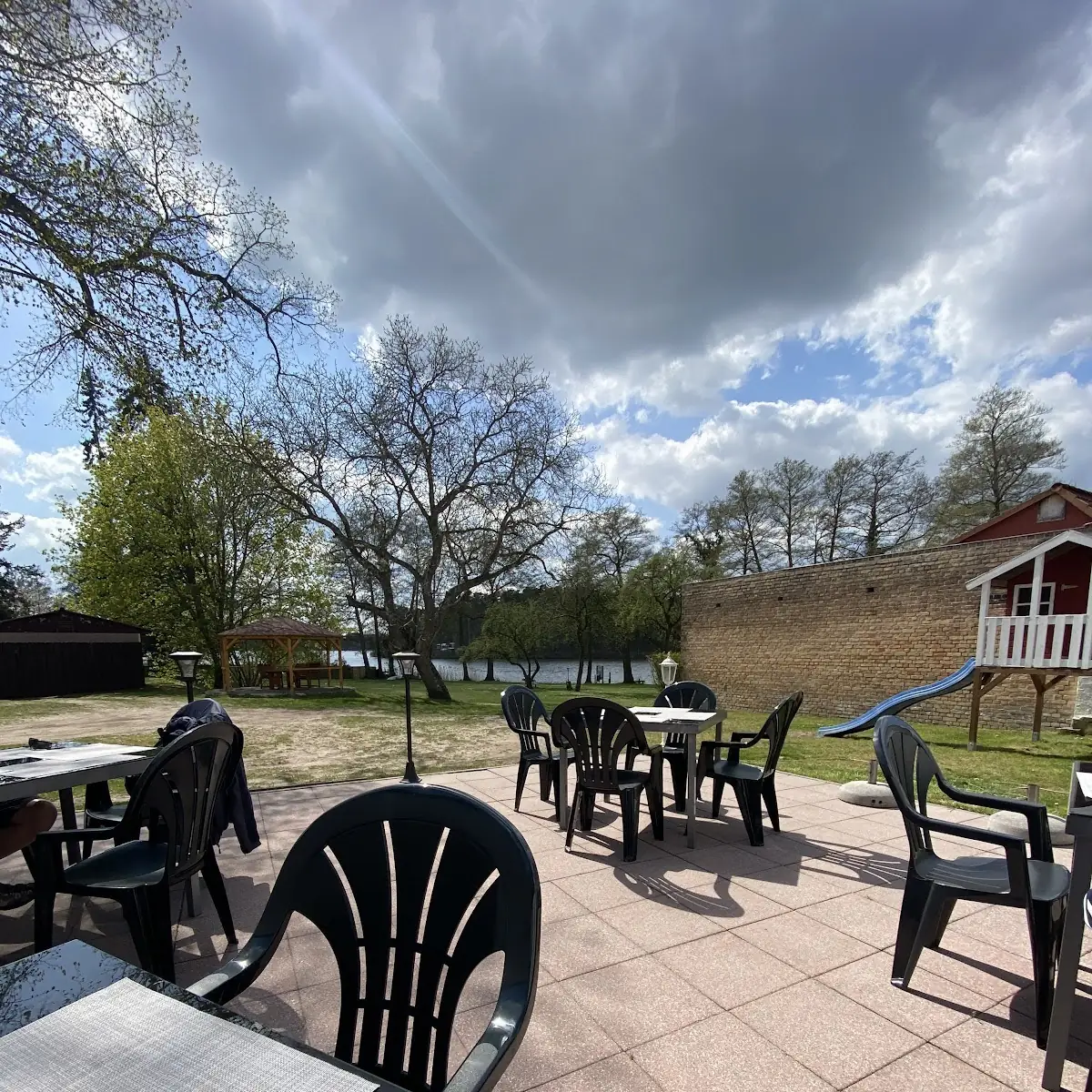 Atmosphäre, Pension & Restaurant Hüttensee