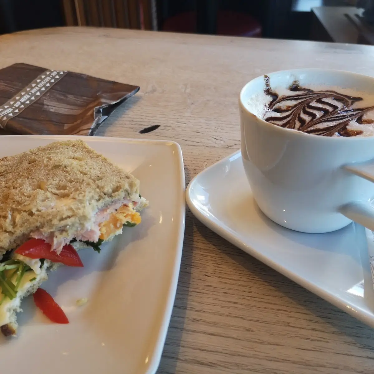 Essen und Trinken, Bäckerei Lantzsch GmbH, Café