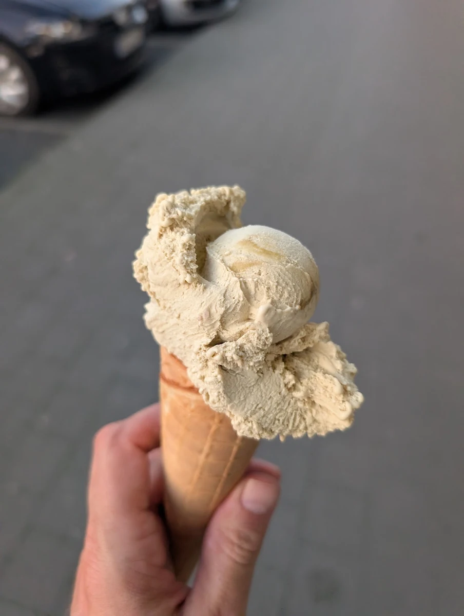 Essen und Trinken, Eiscafé Peppone Kohlscheid