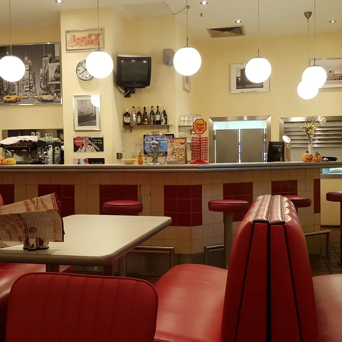 Atmosphäre, Smiley's Pizza Profis Barmbek