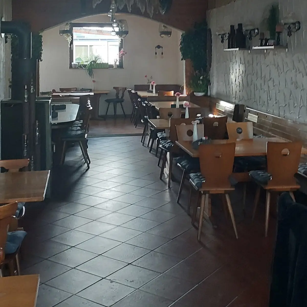 Atmosphäre, Strauße Gutsschenke zur Scheune Genuss in der Scheune zwischen Weinbergen und Rheinauen