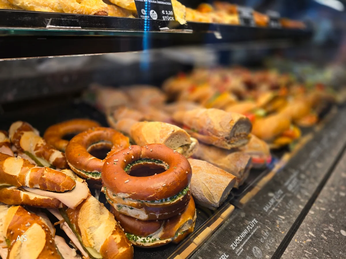 Essen und Trinken, Bäckerei Konditorei Ziegler GmbH