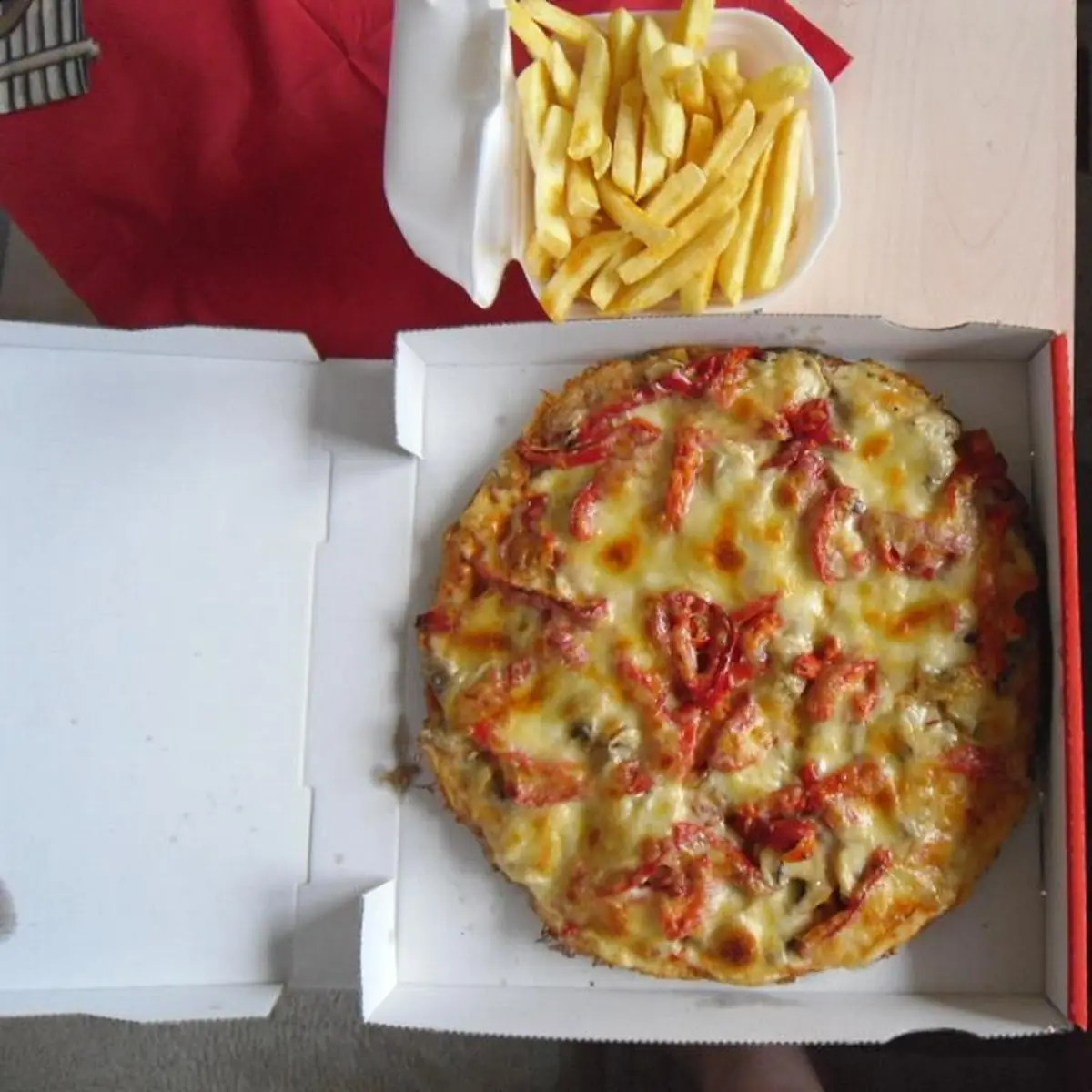 Essen und Trinken, pizza taxi garbsen
