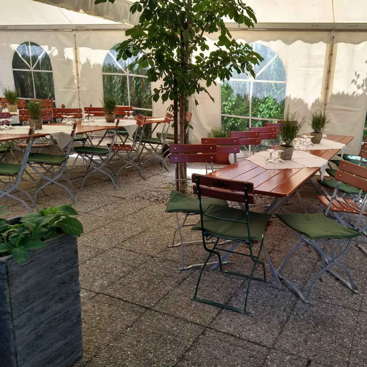 Atmosphäre, Gasthaus Heimgarten