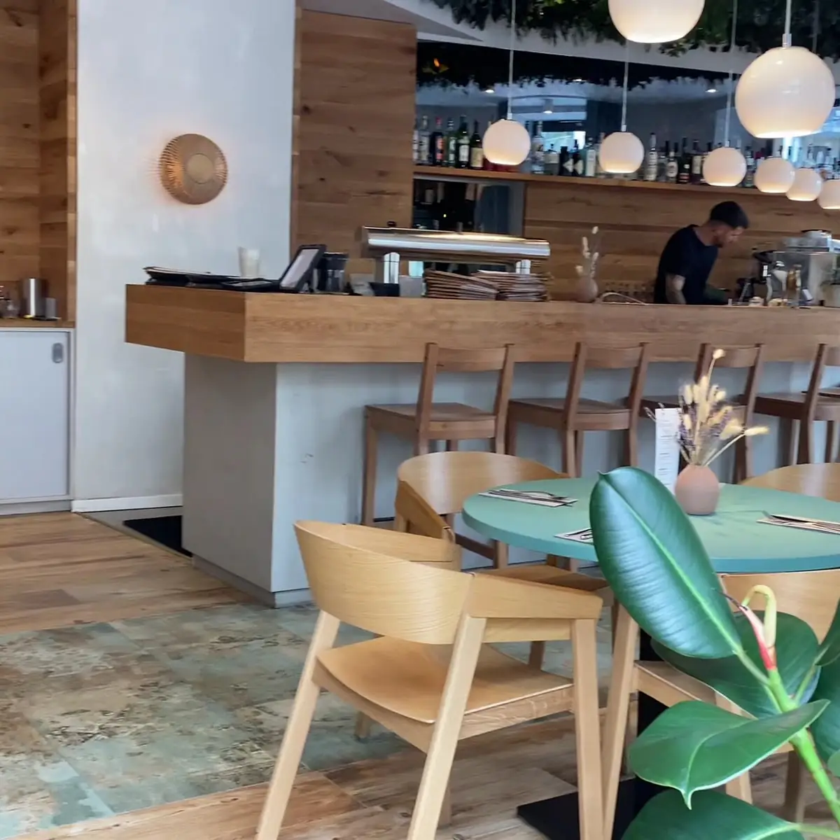 Atmosphäre, Nomad Berlin