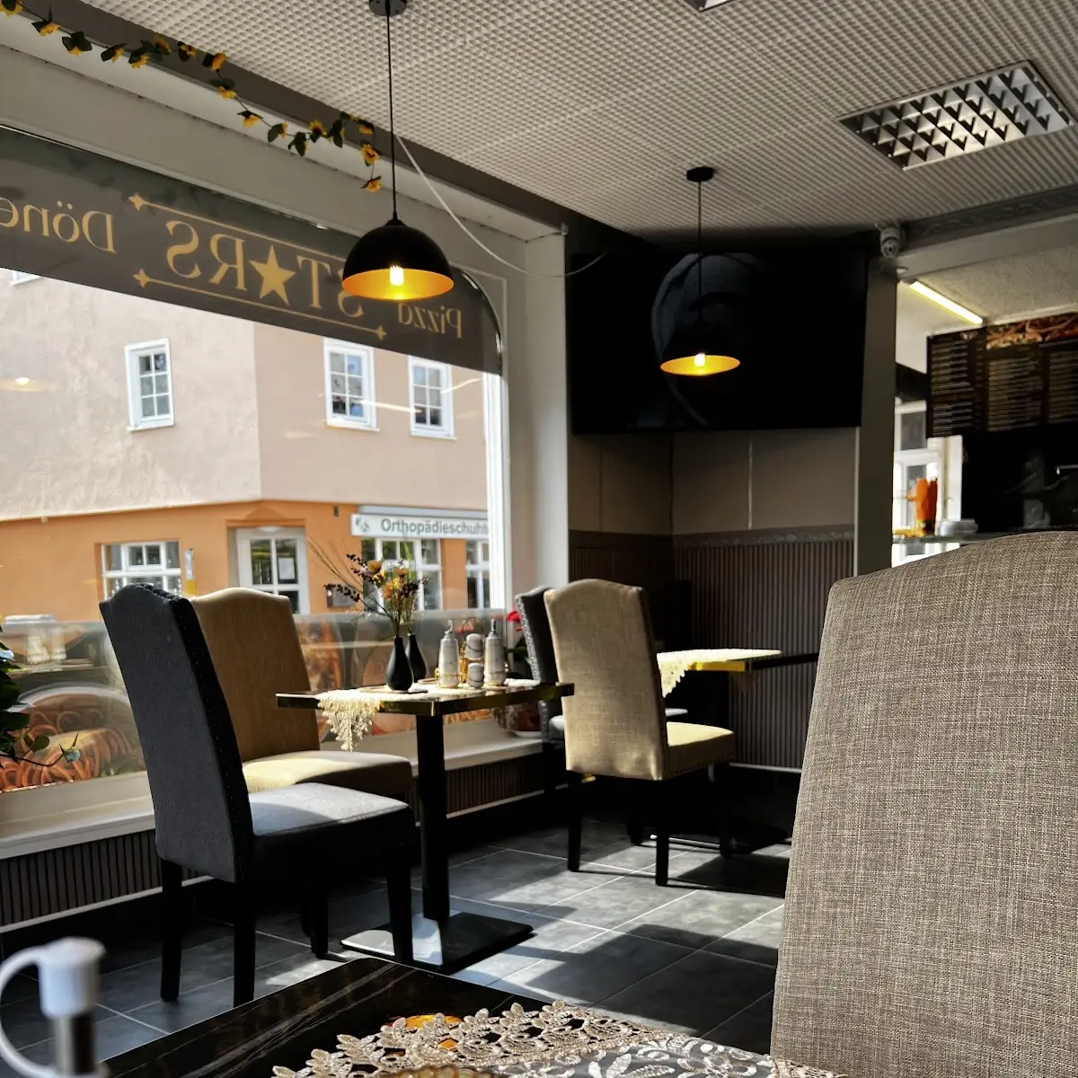 Atmosphäre, Stars Pizza & Döner