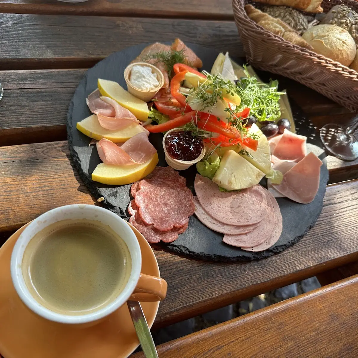 Essen und Trinken photo 1