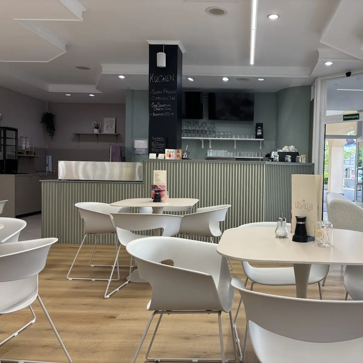 Atmosphäre, Liamello | Breakfast Club | Café