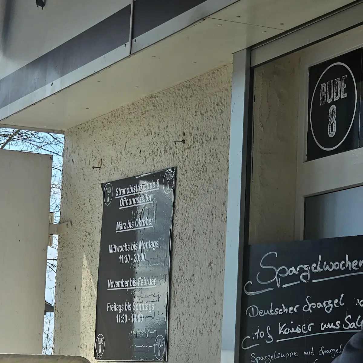 Speisekarte, Bude 8