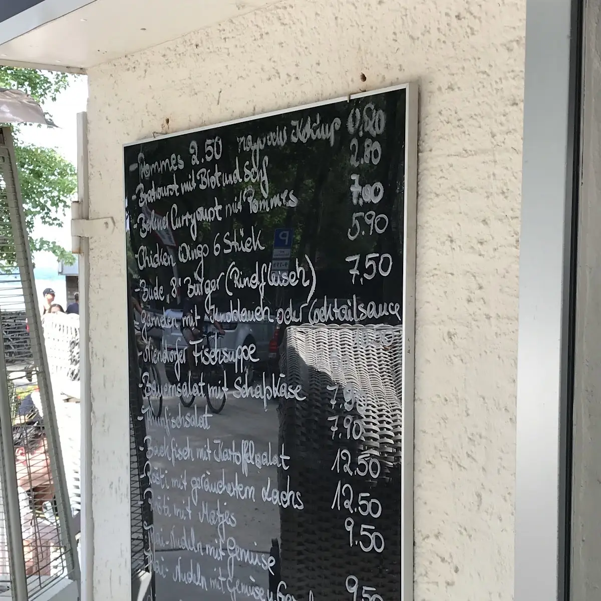 Speisekarte, Bude 8