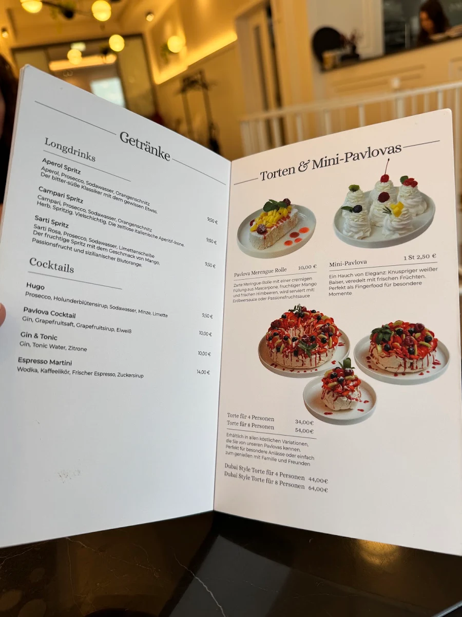 Speisekarte, Pavlova Cafe