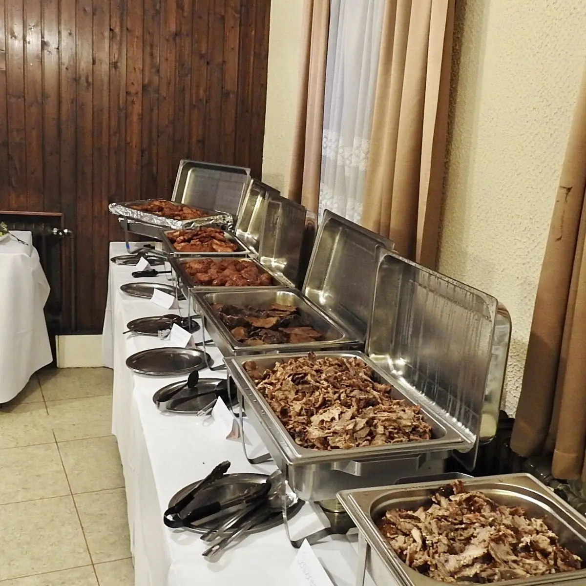 Atmosphäre, Griechisches Restaurant Zum Löwen UND (Abholservice)