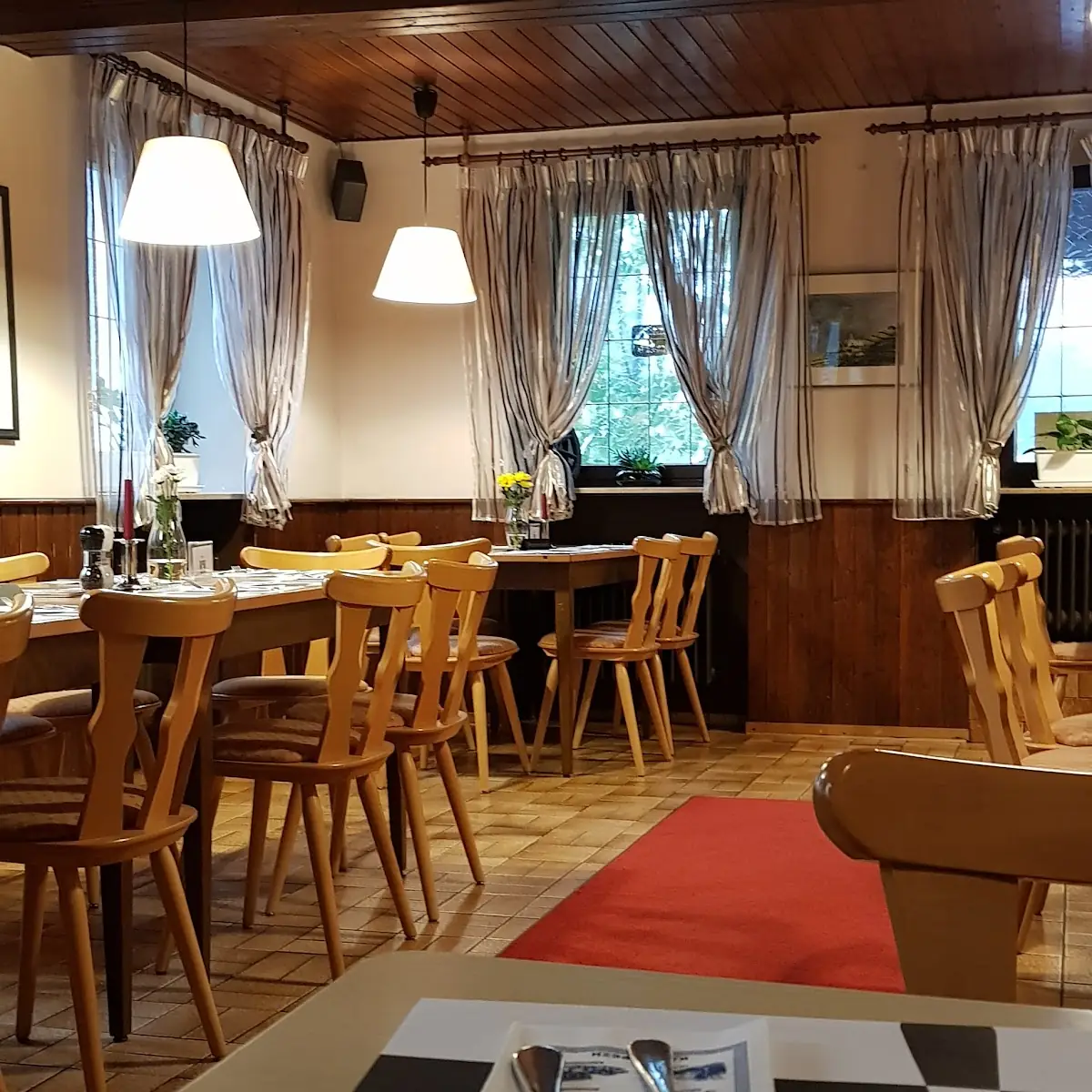 Atmosphäre, Griechisches Restaurant Zum Löwen UND (Abholservice)