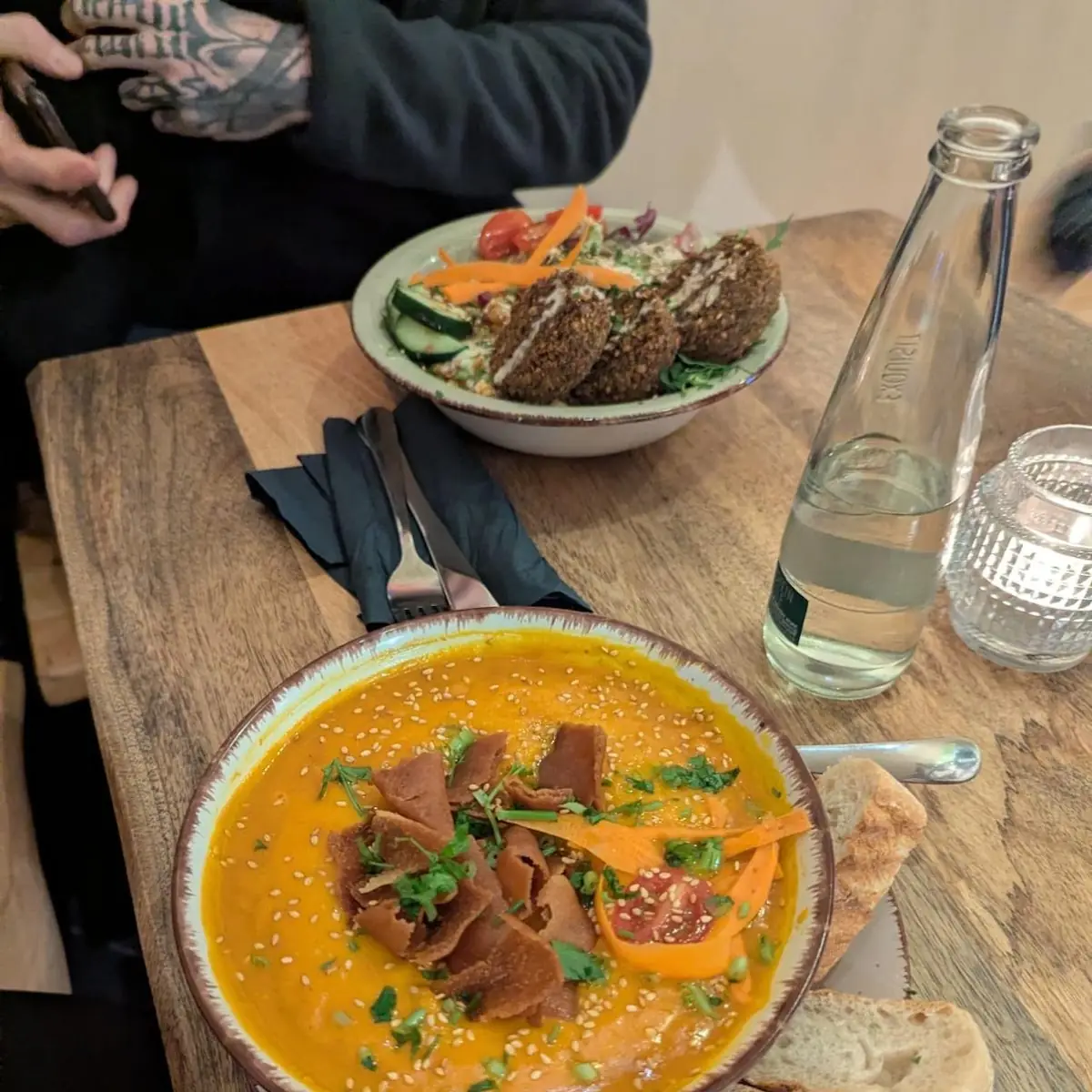 Essen und Trinken, KARAMBAS