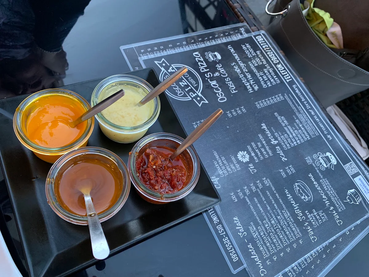 Speisekarte, Oscar's Pizza