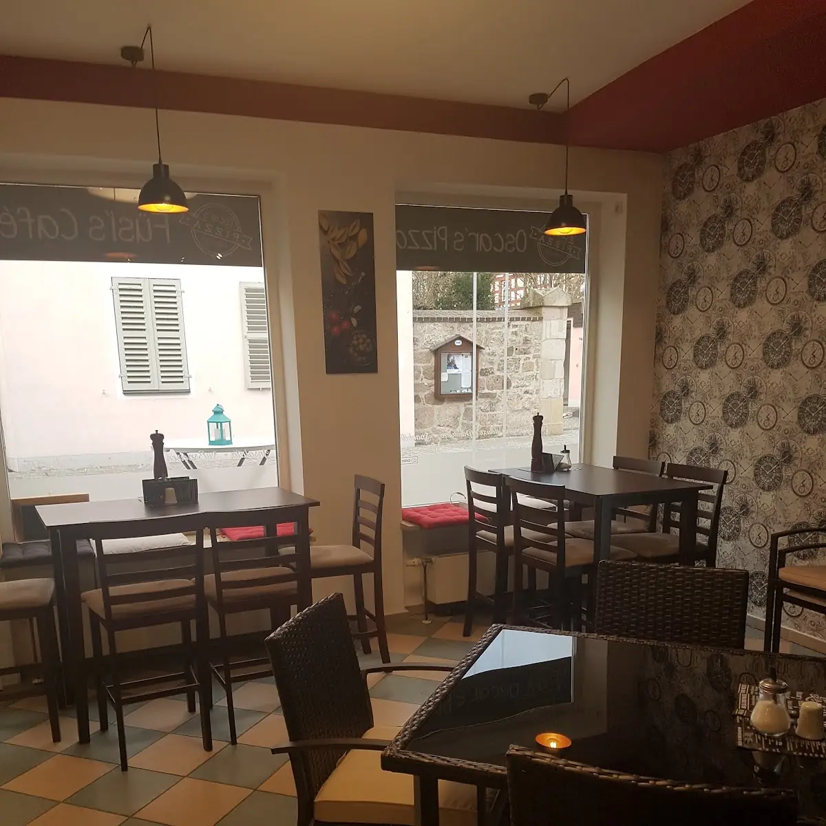 Atmosphäre, Oscar's Pizza