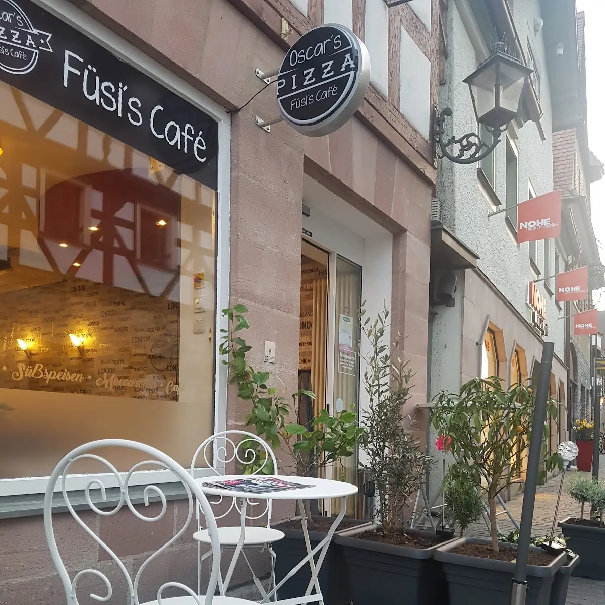 Atmosphäre, Oscar's Pizza