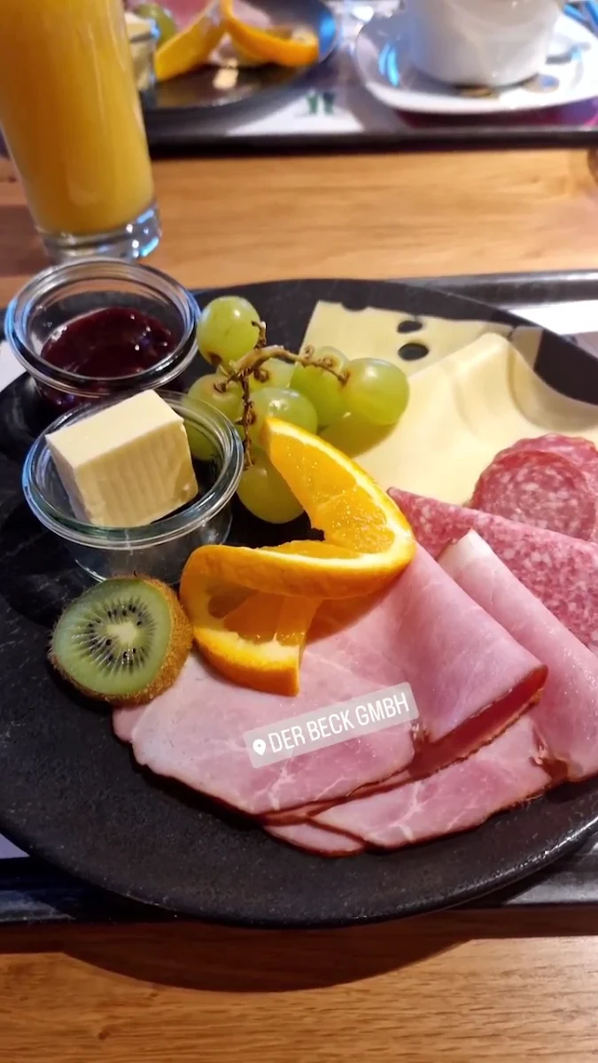 Essen und Trinken photo 2