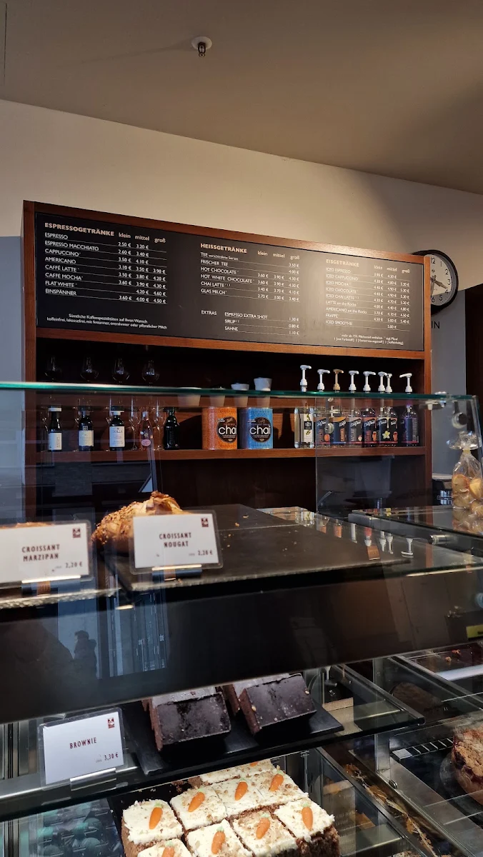 Speisekarte, EINSTEIN KAFFEE an der UBER Arena