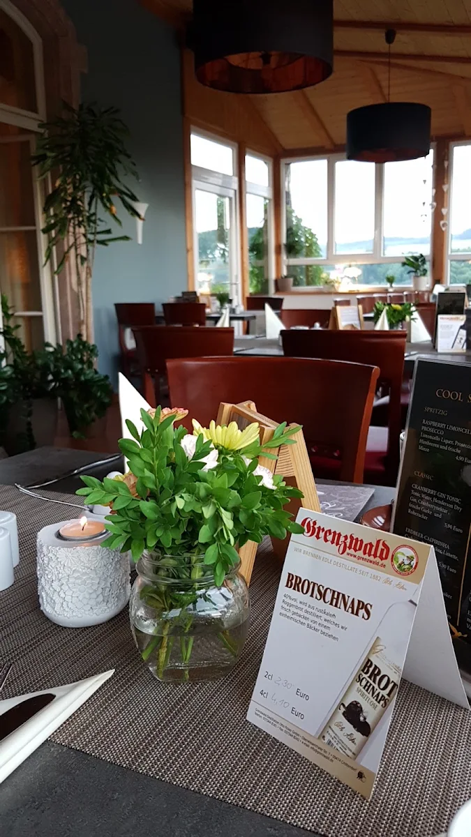 Speisekarte, Restaurant und Hotel „Zur Falkenhöhe“