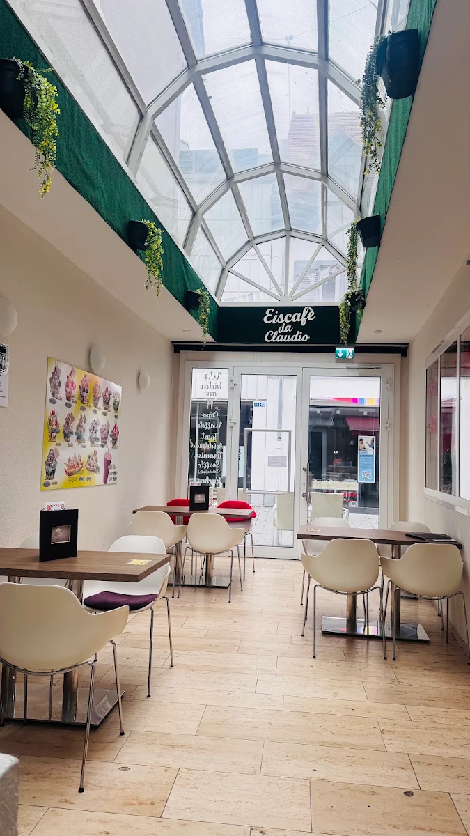 Atmosphäre, EisCafé Da Claudio Lahr 2