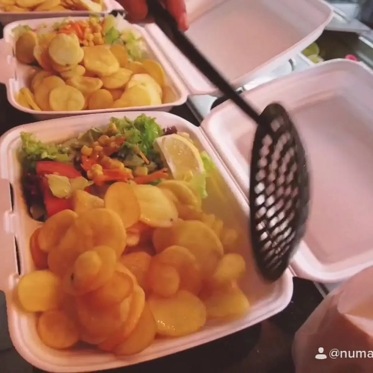 Essen und Trinken, Alims Fischimbiss