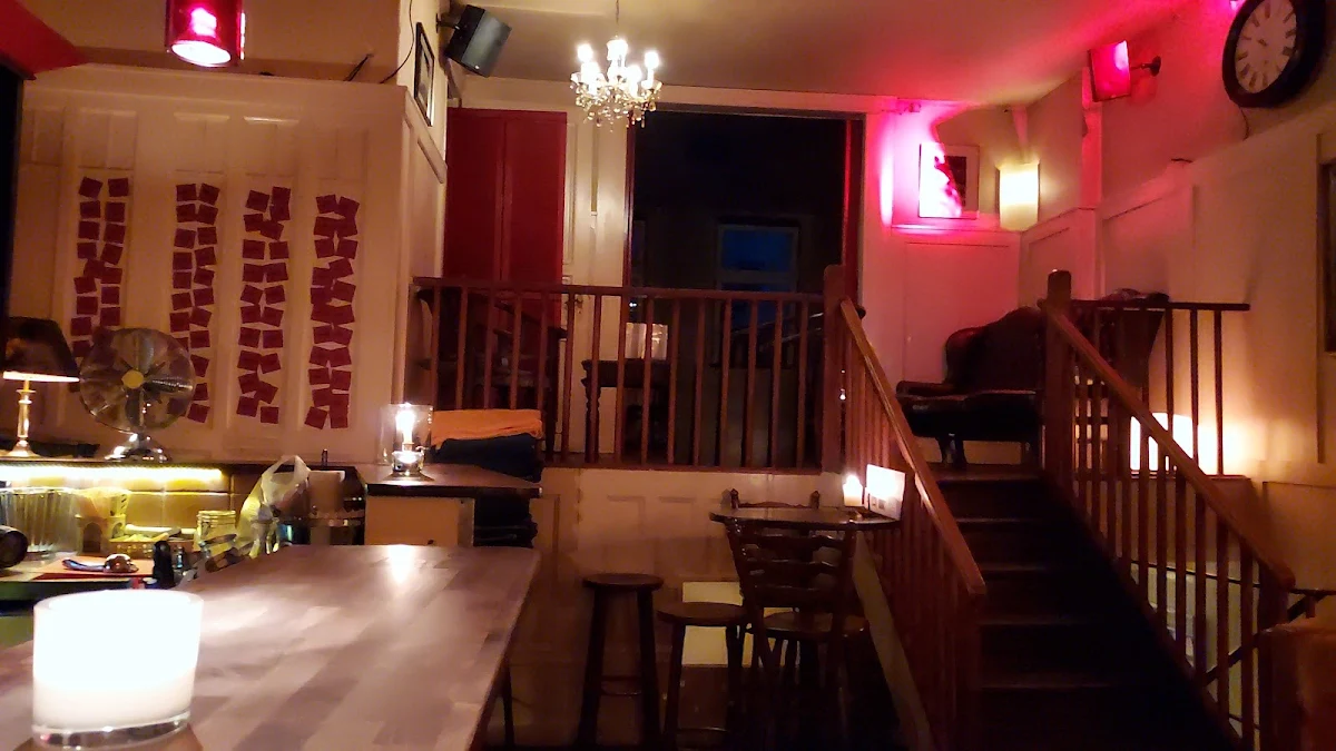 Atmosphäre, Café Bar Sonnenseite