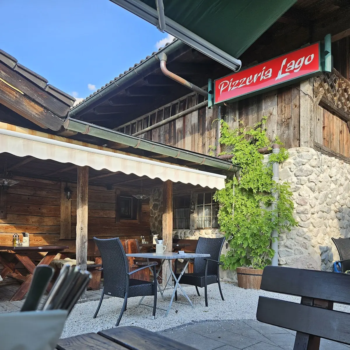 Atmosphäre, Restaurant Pizzeria Seealm Lago
