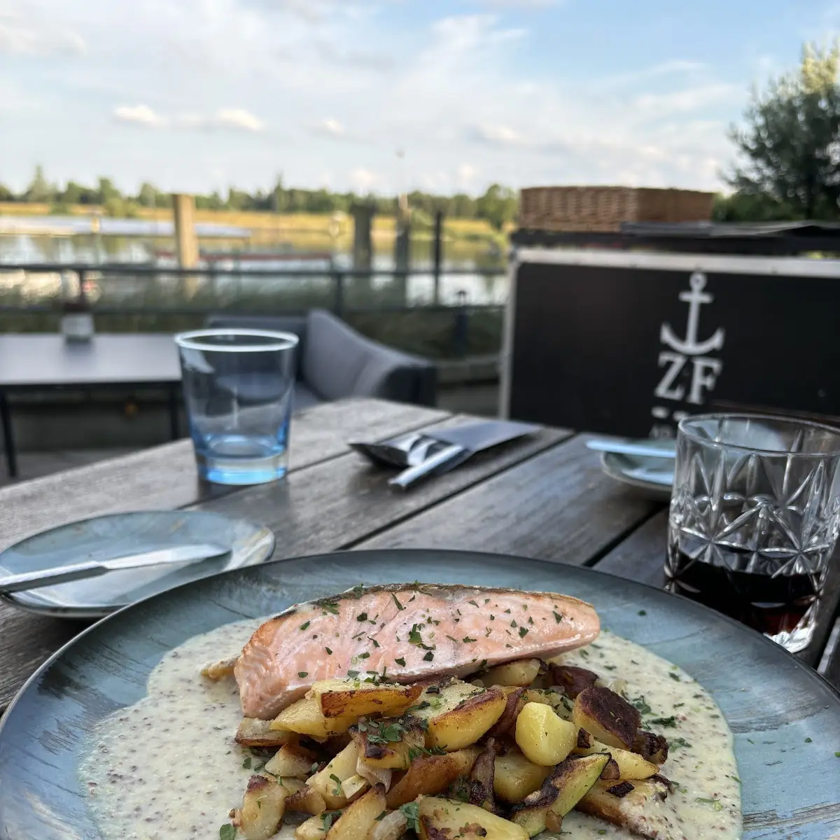 Essen und Trinken photo 1