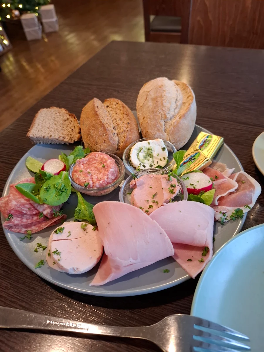 Essen und Trinken photo 3