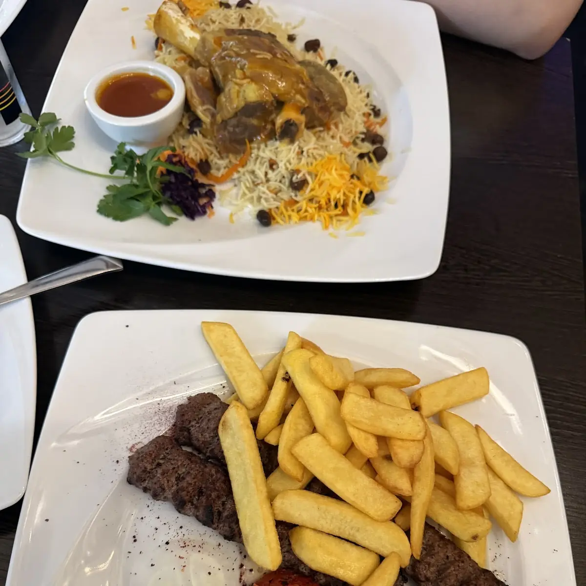 Essen und Trinken, Asal Restaurant
