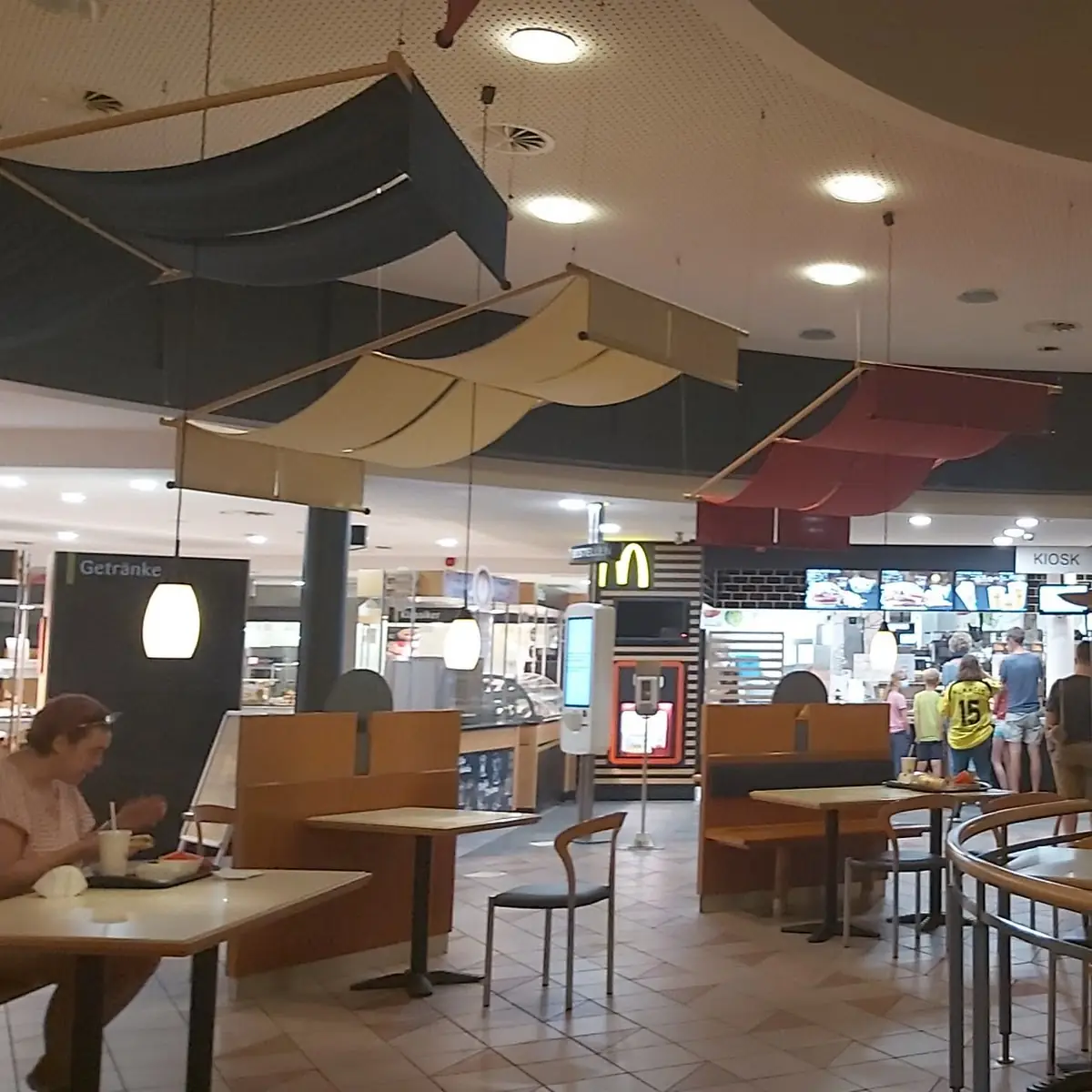 Atmosphäre, McDonald's