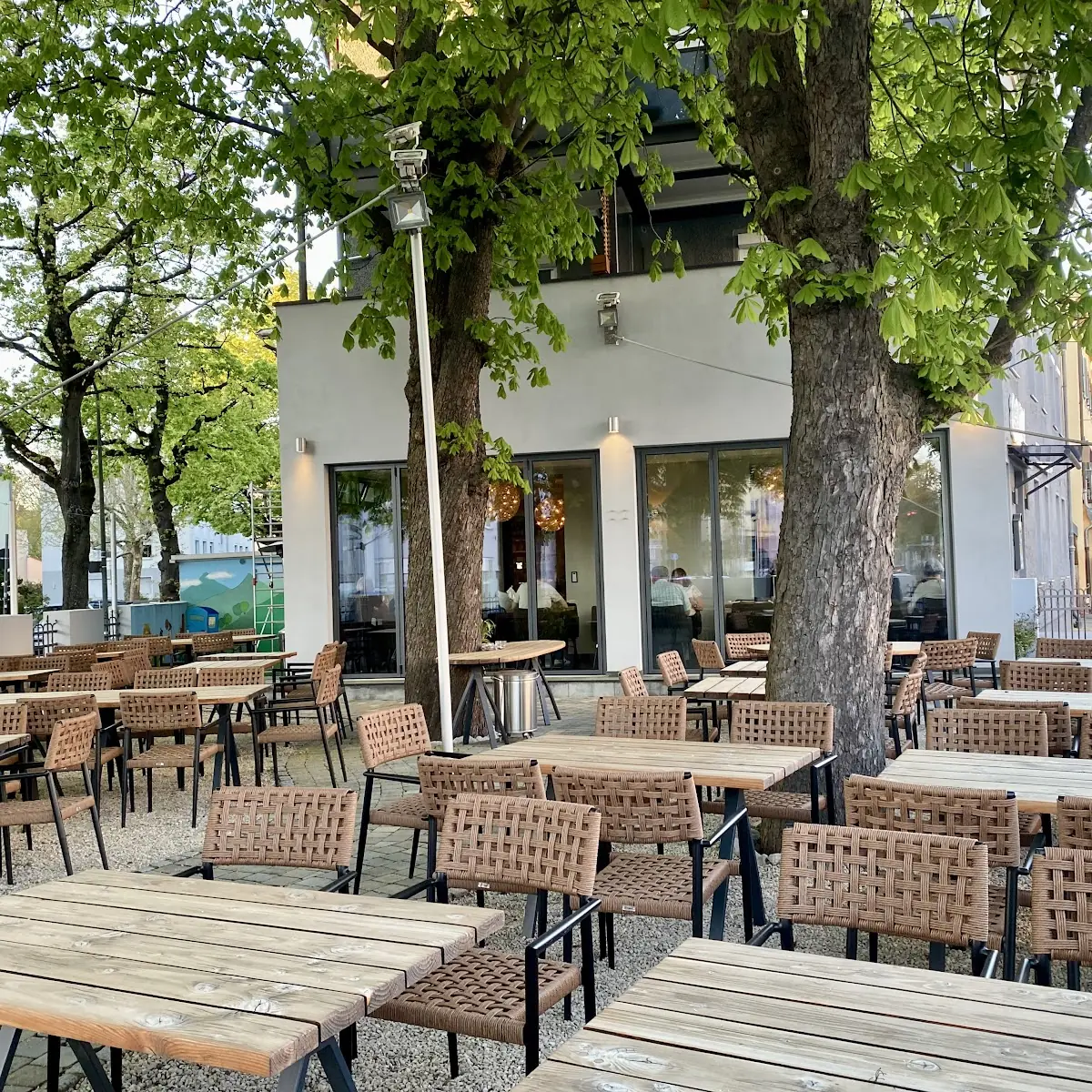 Atmosphäre, Symposium Restaurant Augsburg
