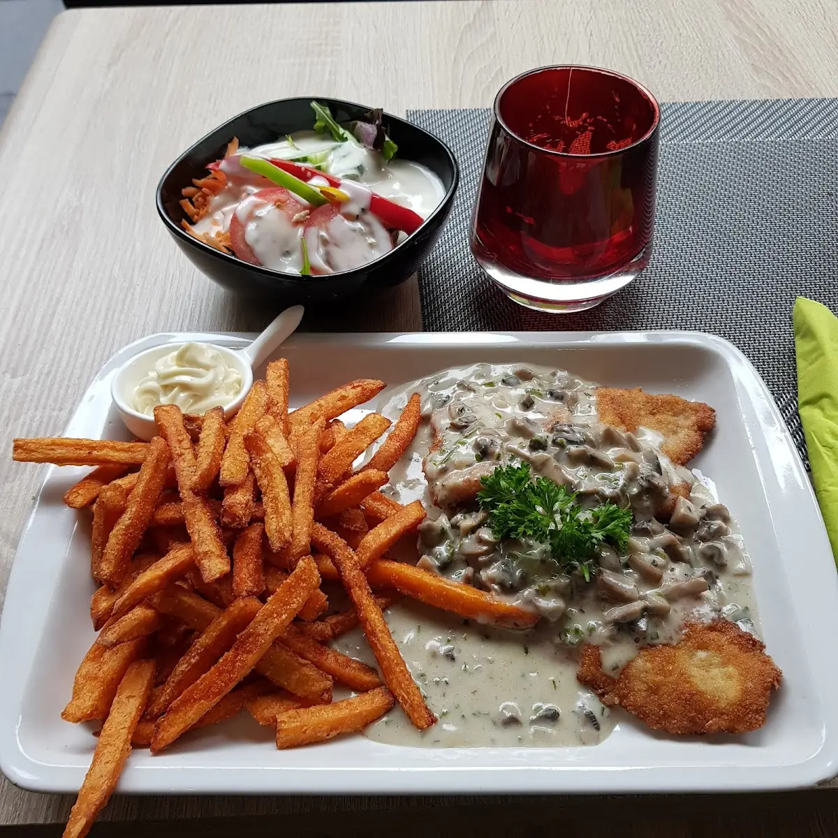 Essen und Trinken photo 1