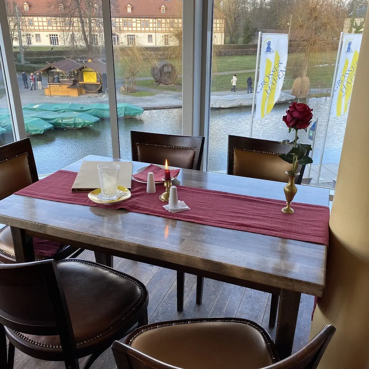 Atmosphäre, SPREE.Erlebnisrestaurant