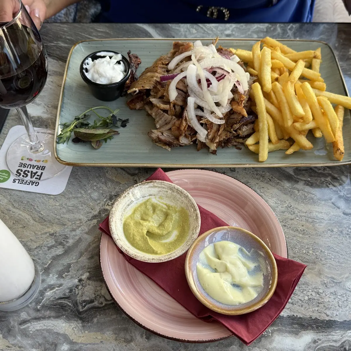 Essen und Trinken photo 3