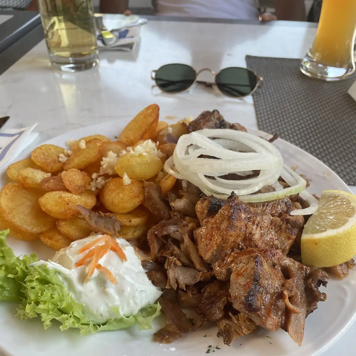 Essen und Trinken photo 2